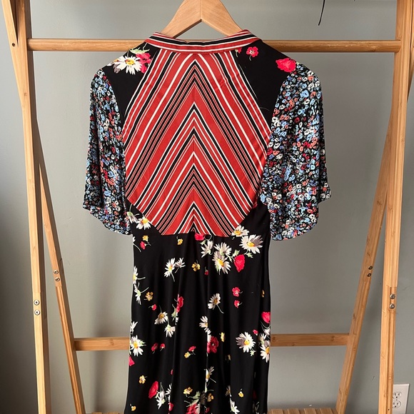 Free People ‘Mix It Up’ Printed Mini Dress size 4 NWT - Picture 3 of 6